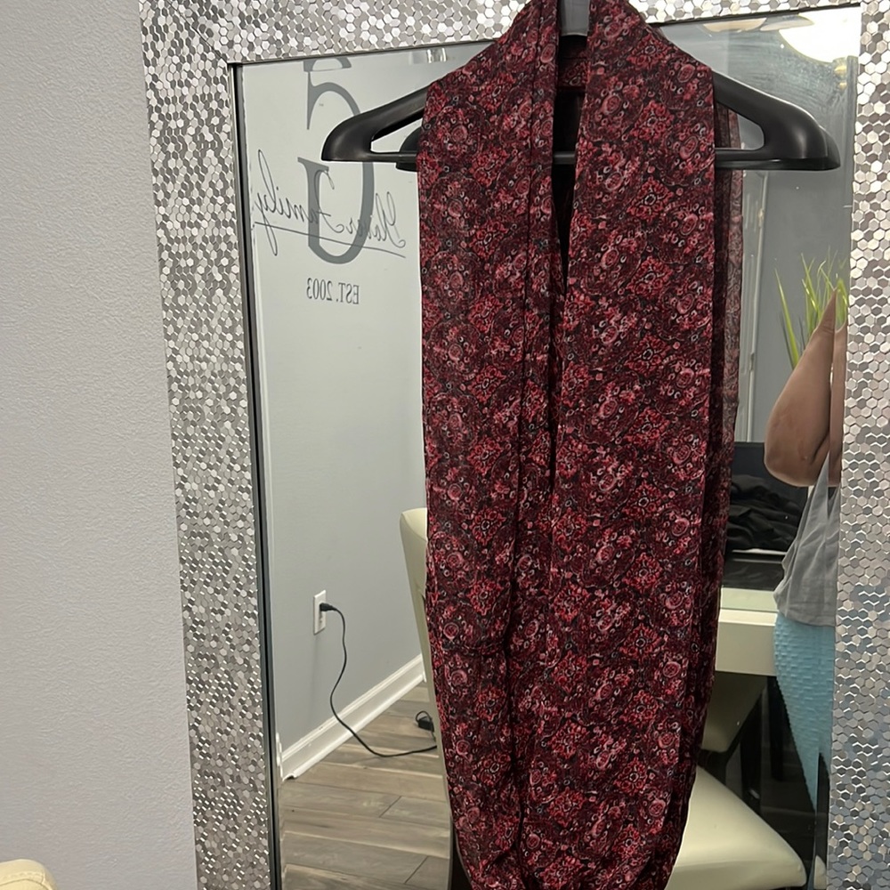 Infinity Scarf - Picture 3 of 4